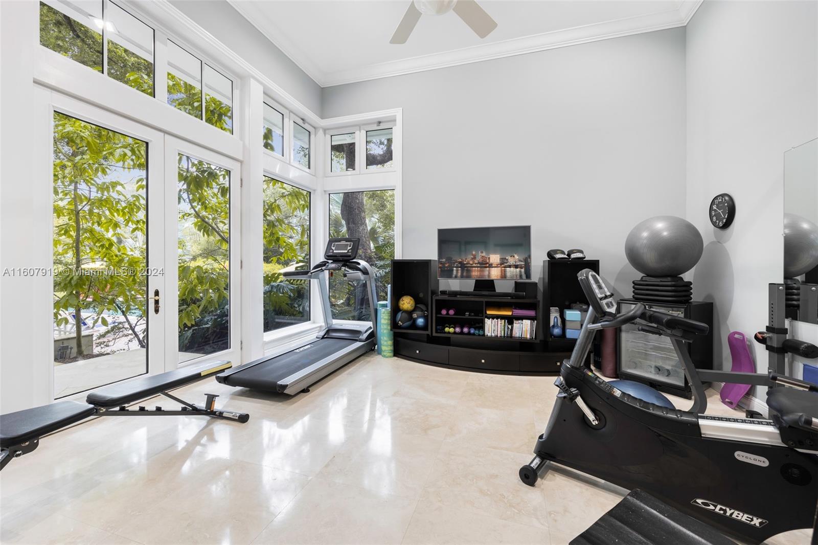 HELMS COUNTRY ESTATES RE- - Residential