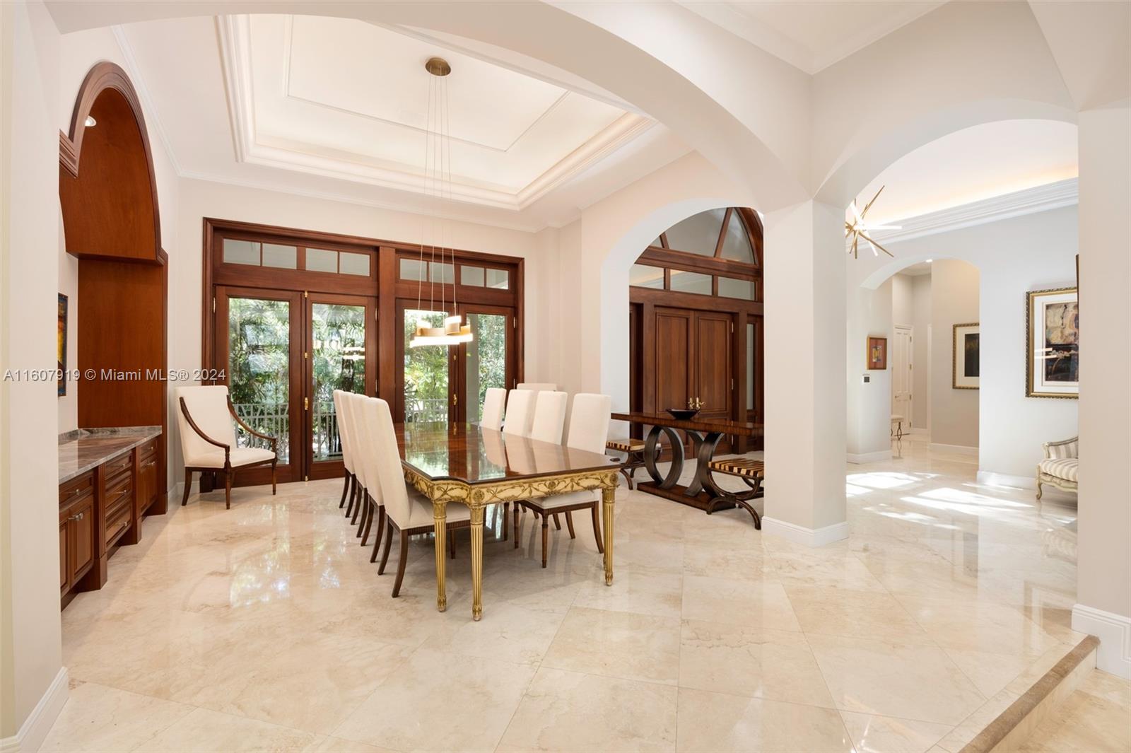 HELMS COUNTRY ESTATES RE- - Residential