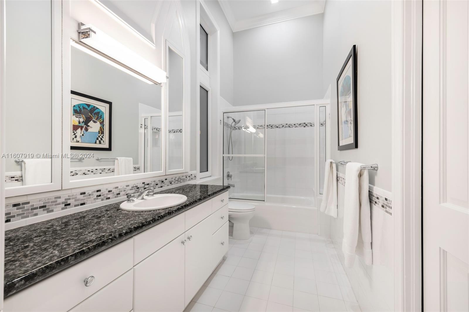 HELMS COUNTRY ESTATES RE- - Residential