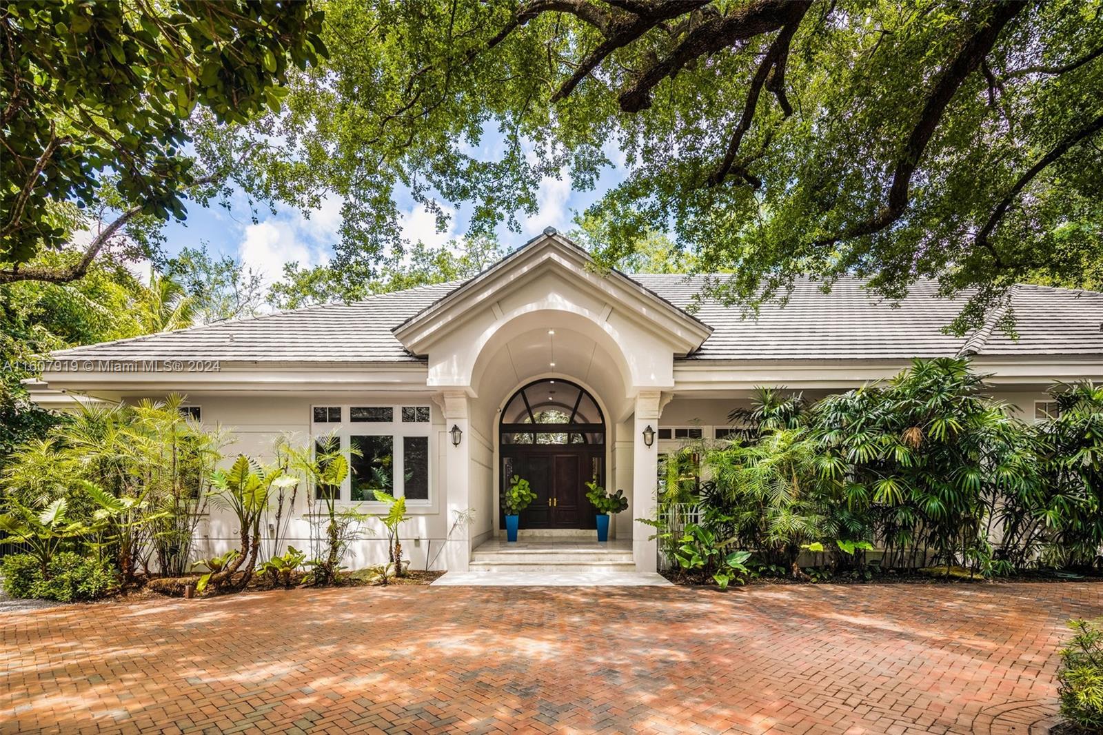 HELMS COUNTRY ESTATES RE- - Residential