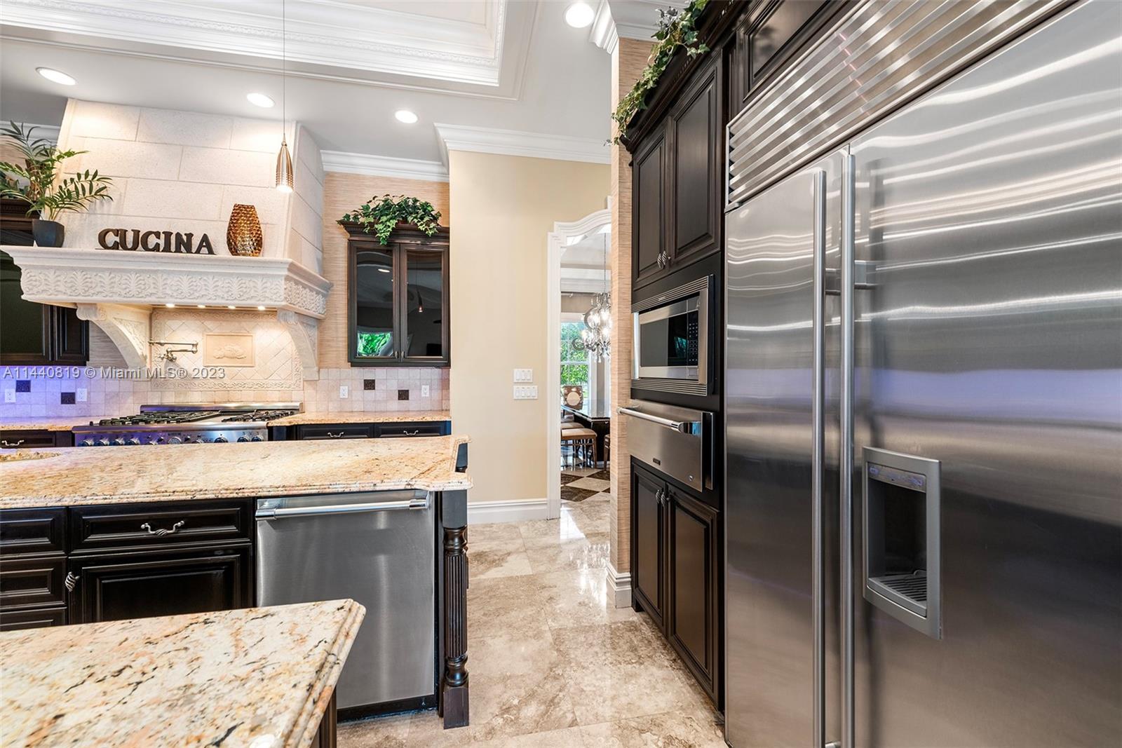 TROPIC ISLE 2ND SEC - Residential