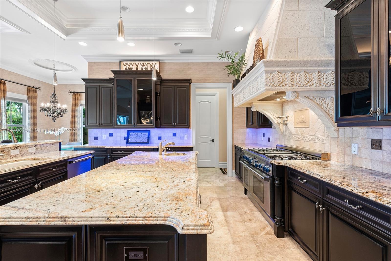 TROPIC ISLE 2ND SEC - Residential