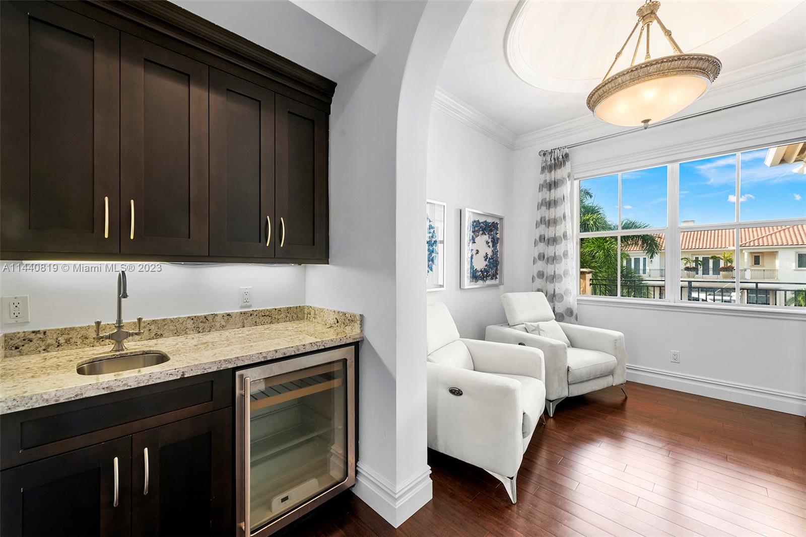 TROPIC ISLE 2ND SEC - Residential