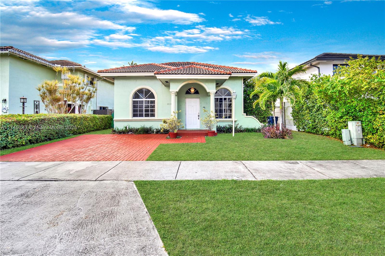 Rental Property at 14138 Sw 164th Ter, Miami, Broward County, Florida - Bedrooms: 3 
Bathrooms: 2  - $3,000 MO.