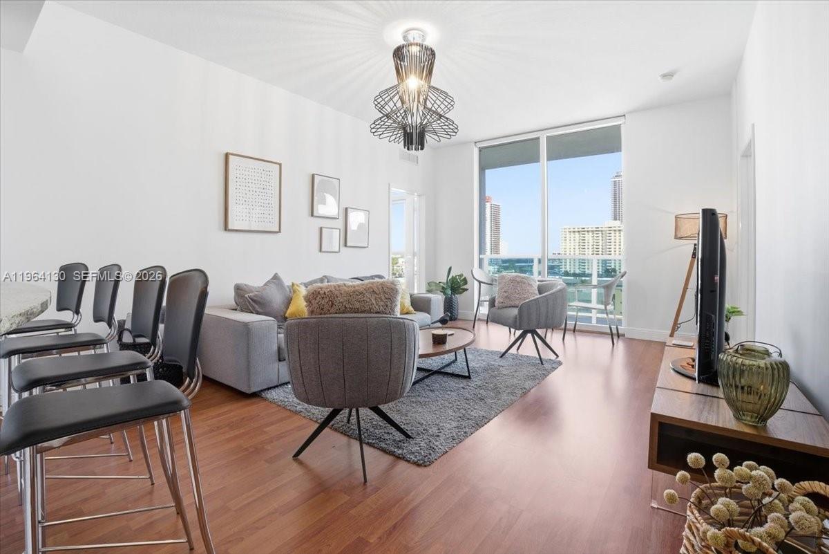 OCEAN MARINE YACHT CLUB C - Residential