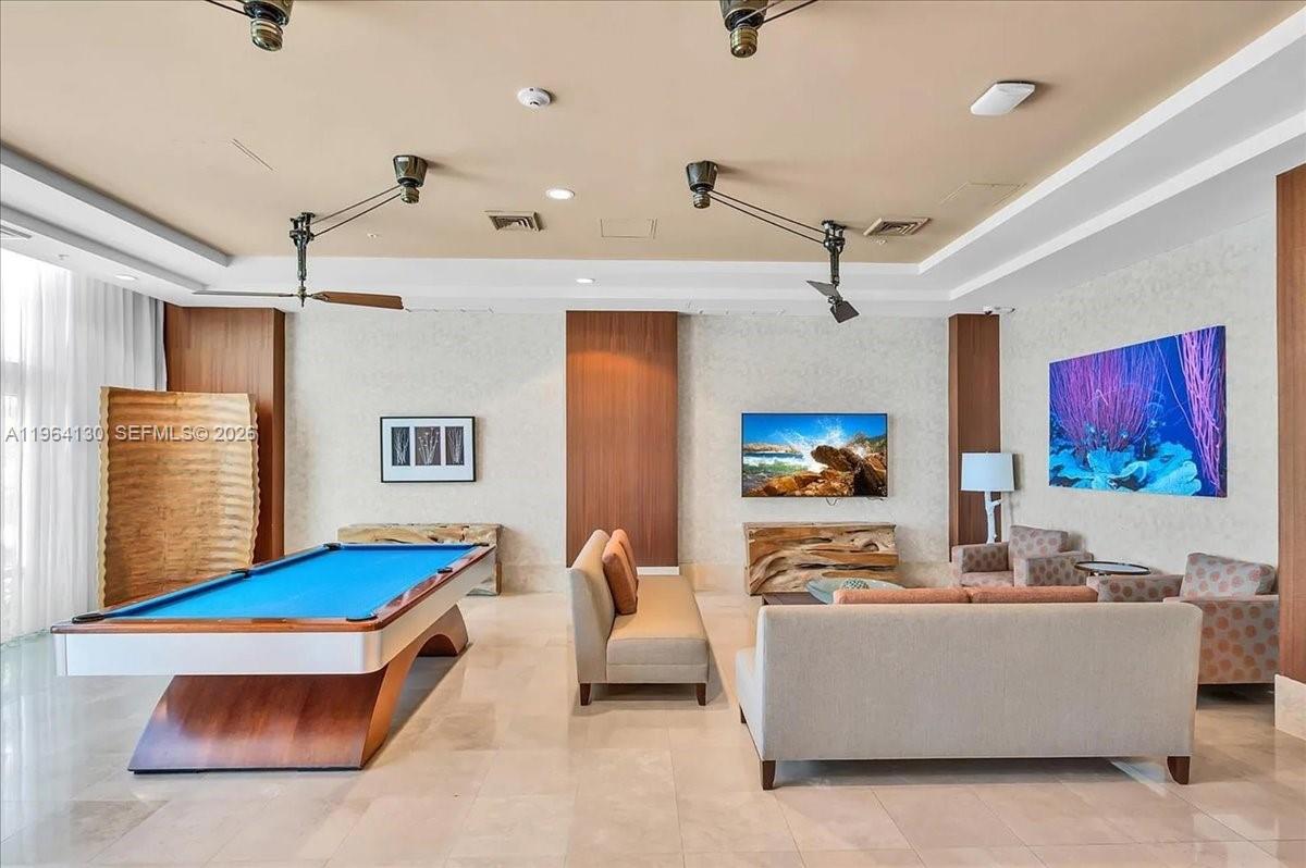 OCEAN MARINE YACHT CLUB C - Residential