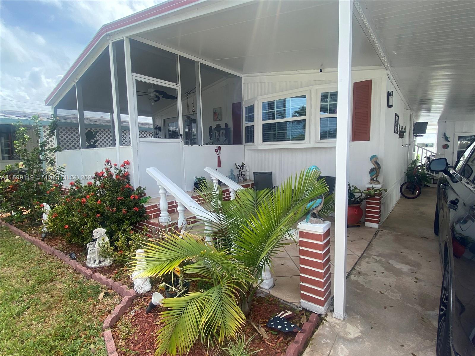 Property for Sale at 5261 Sw 22nd Ter Ter, Dania Beach, Miami-Dade County, Florida - Bedrooms: 2 
Bathrooms: 2  - $298,900
