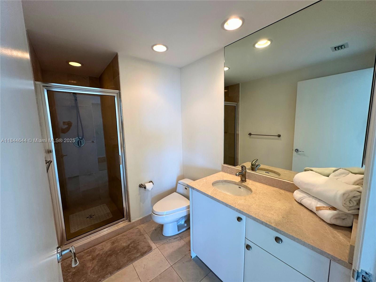 OCEANIA V CONDO - Residential Lease