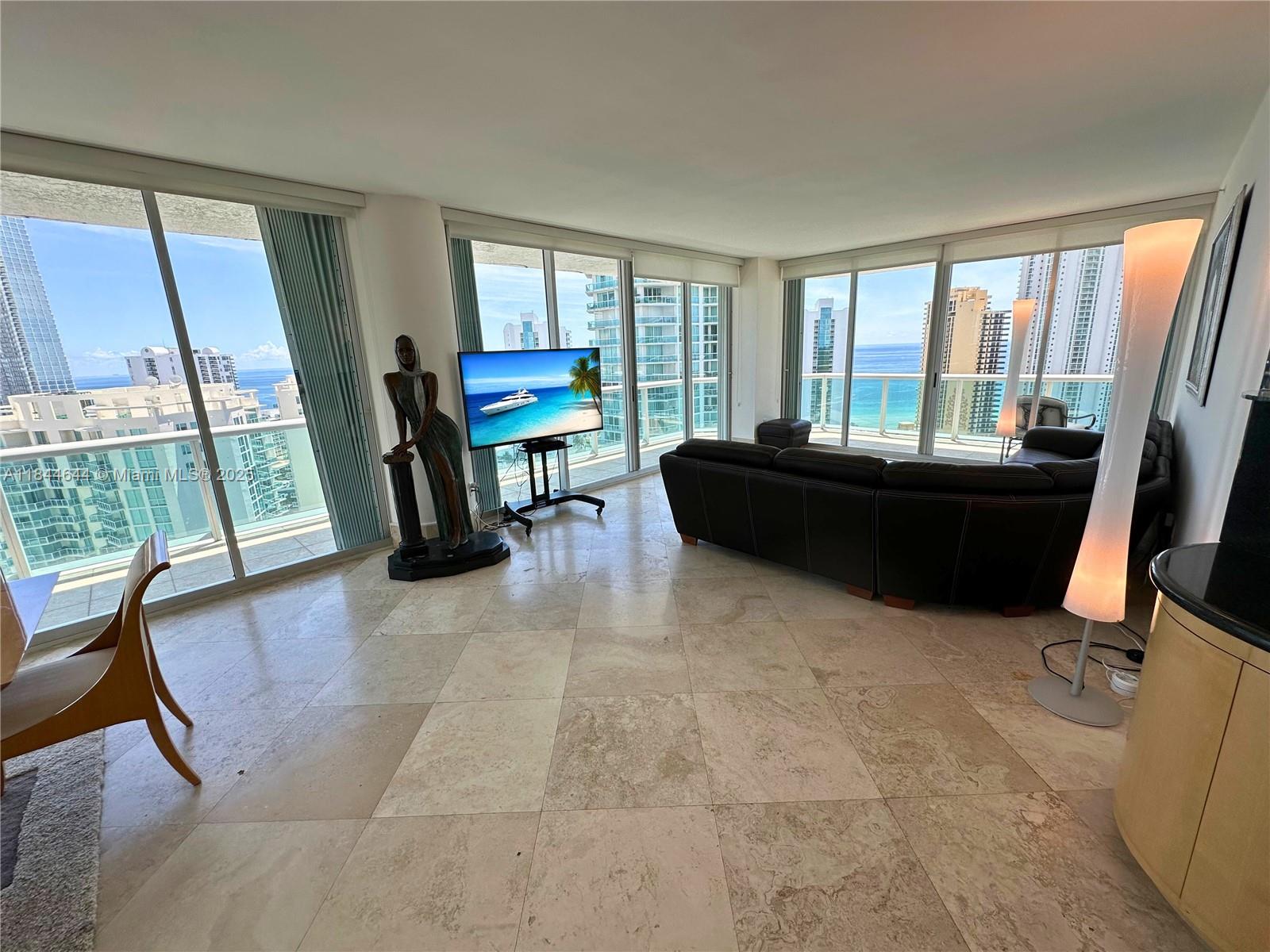 16500 Collins Ave 2551