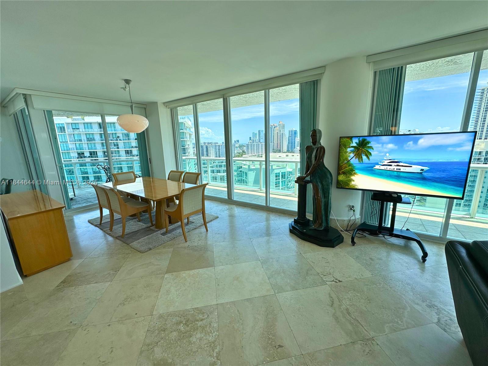 16500 Collins Ave 2551