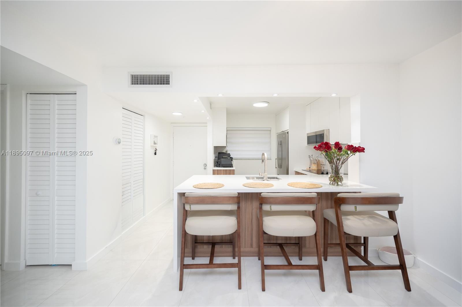 GARDENS OF KENDALL SO CON - Residential Lease