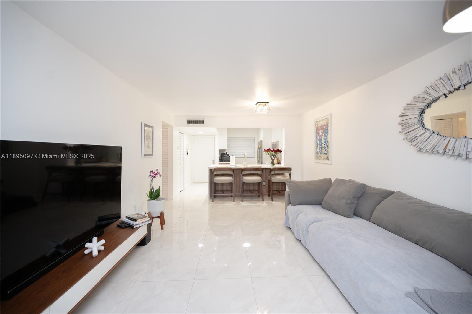 GARDENS OF KENDALL SO CON - Residential Lease