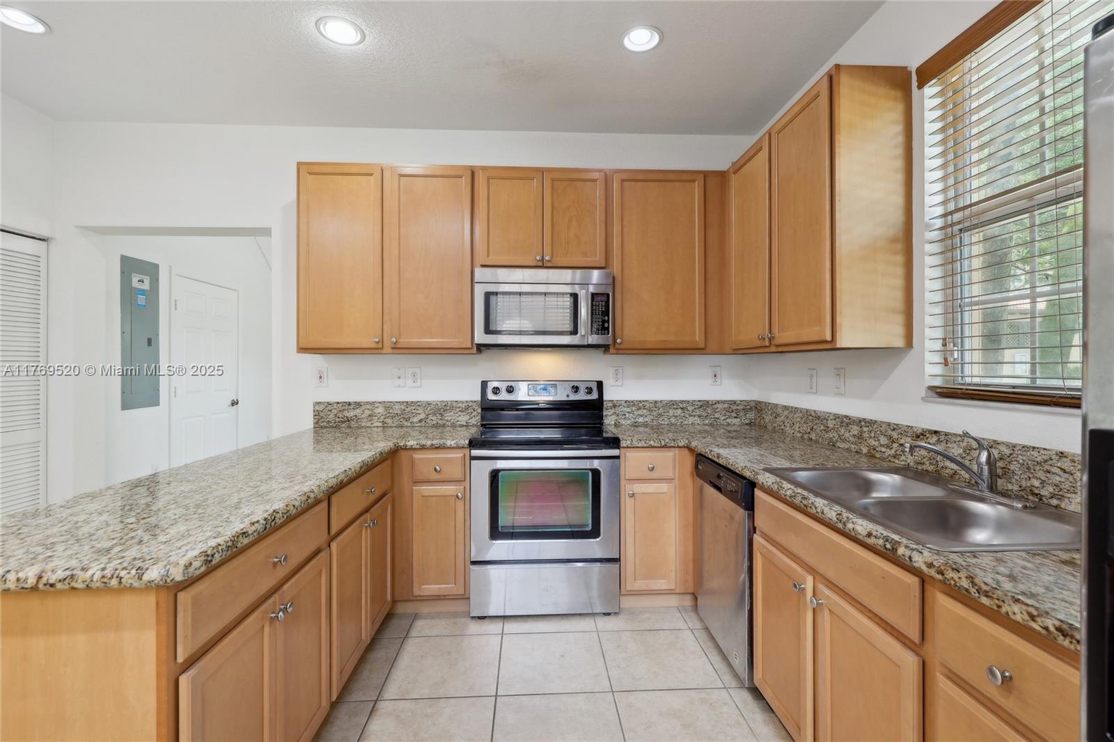 MEADOW PINES - Residential