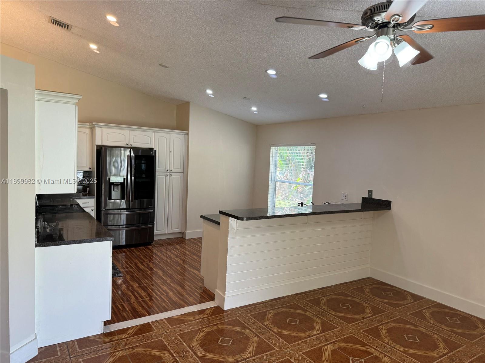 PROSPER POINTE - Residential Lease