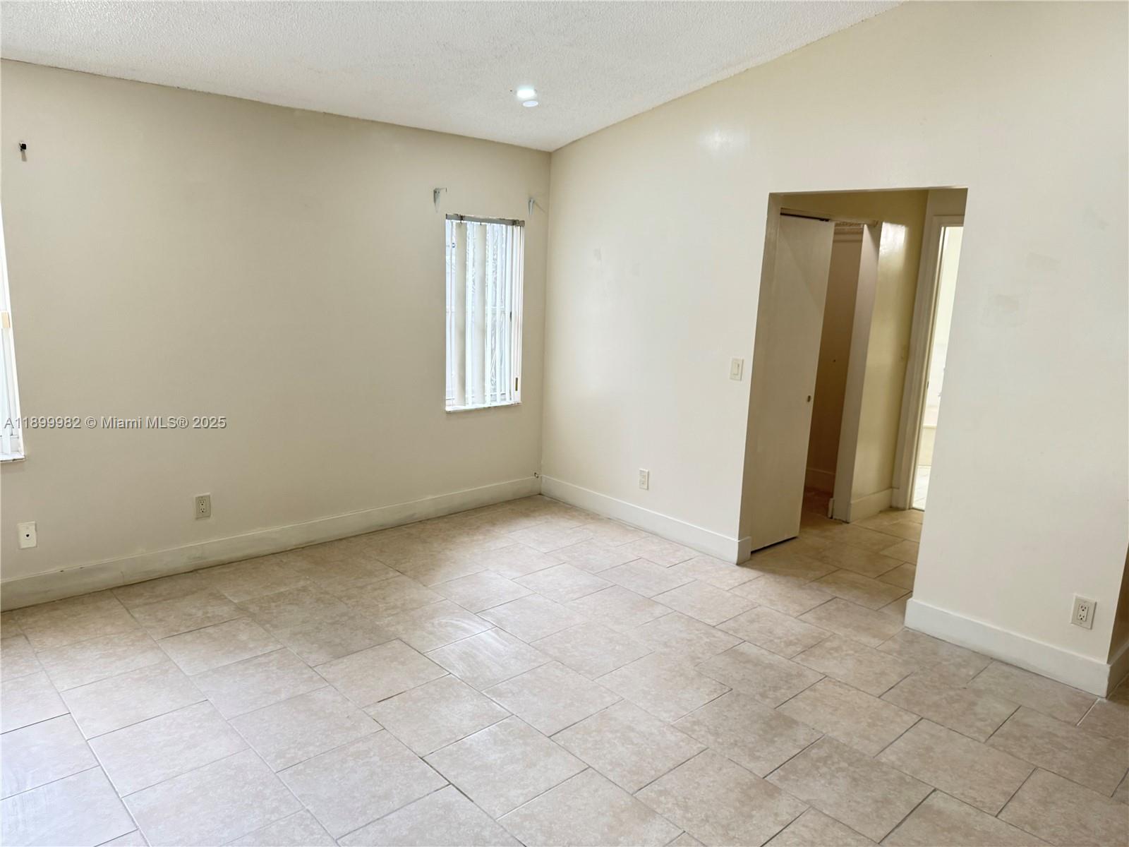 PROSPER POINTE - Residential Lease