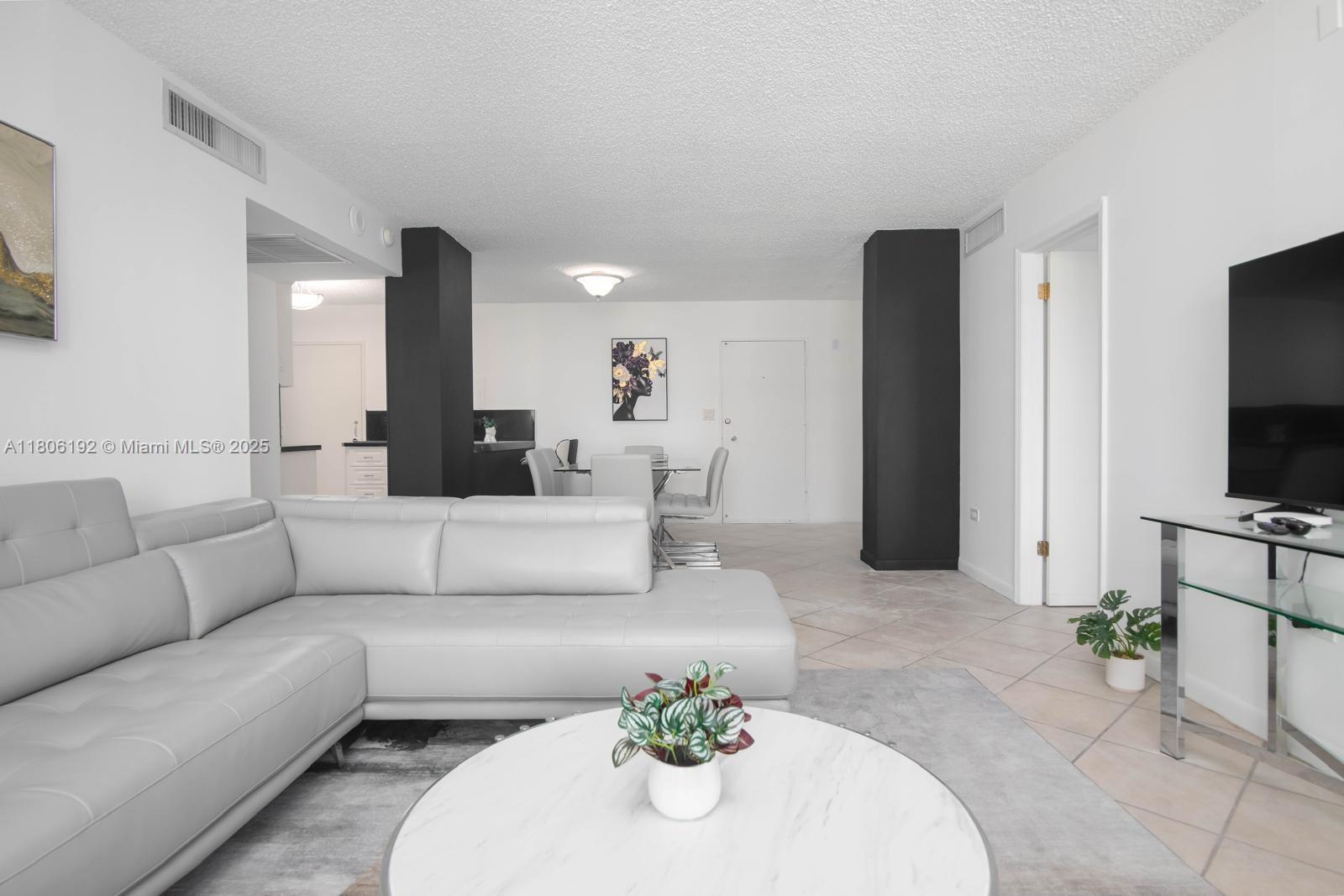 OCEANSIDE PLAZA CONDO - Residential