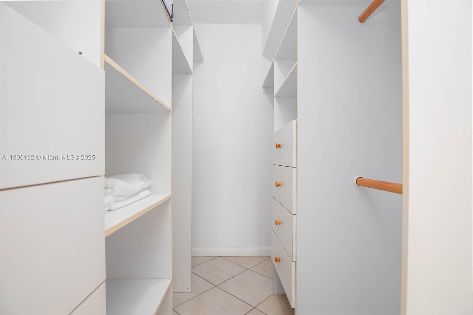 OCEANSIDE PLAZA CONDO - Residential