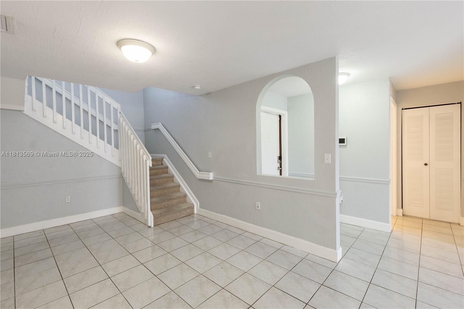 BRISTOL POINTE - Residential