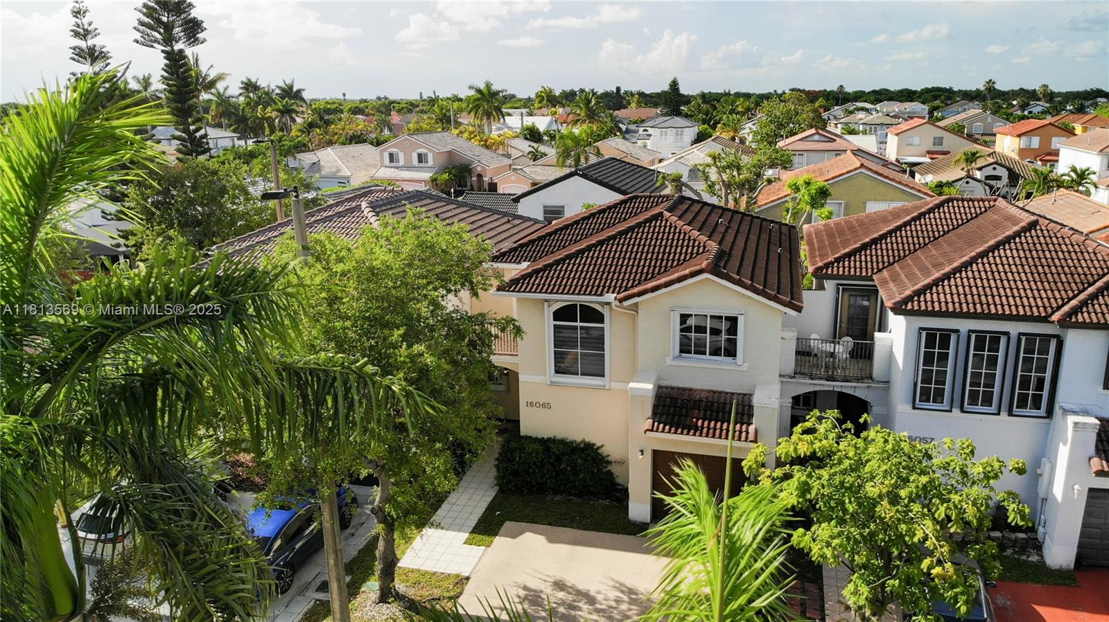 16065 Sw 86th Ln, Miami, Broward County, Florida - 3 Bedrooms  
2 Bathrooms - 