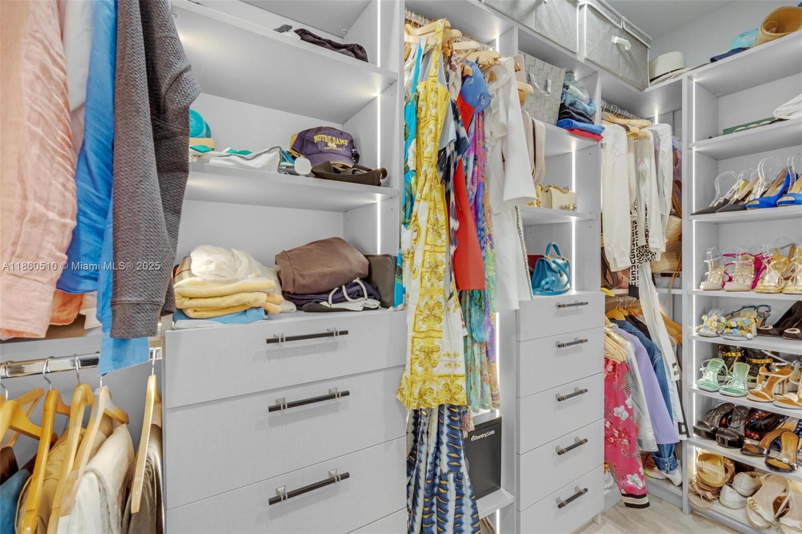 CYPRESS CLUB CONDO - Residential Lease