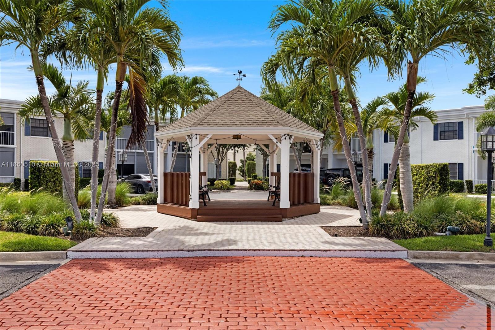 CYPRESS CLUB CONDO - Residential Lease