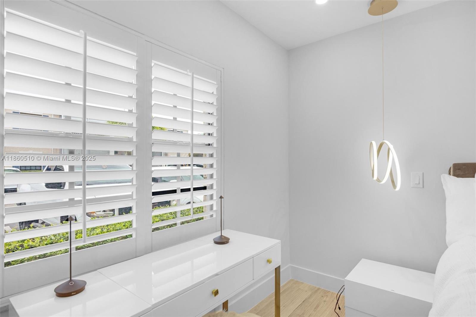 CYPRESS CLUB CONDO - Residential Lease