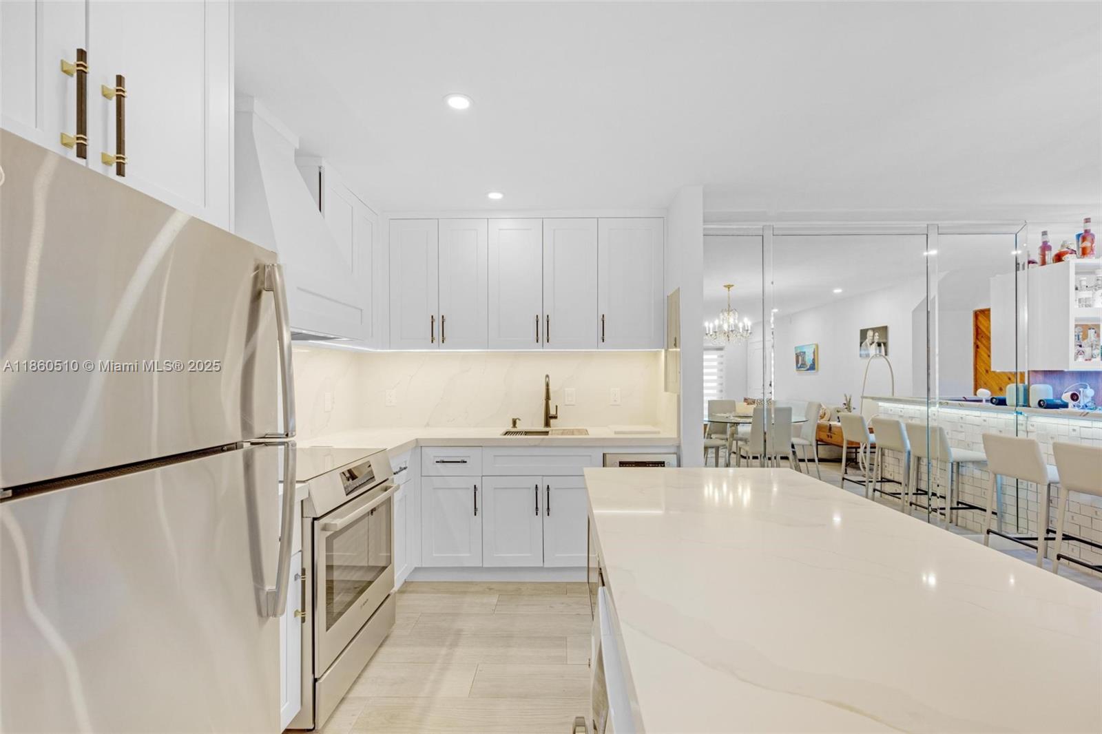 CYPRESS CLUB CONDO - Residential Lease