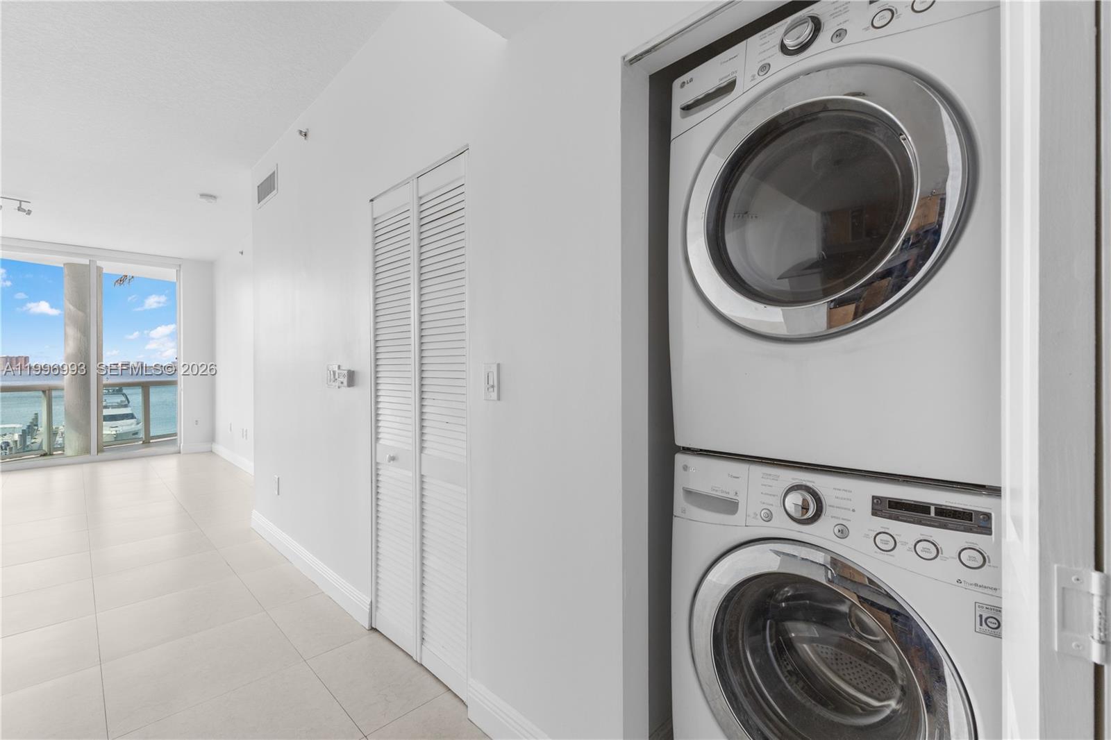 360 CONDO C - Residential