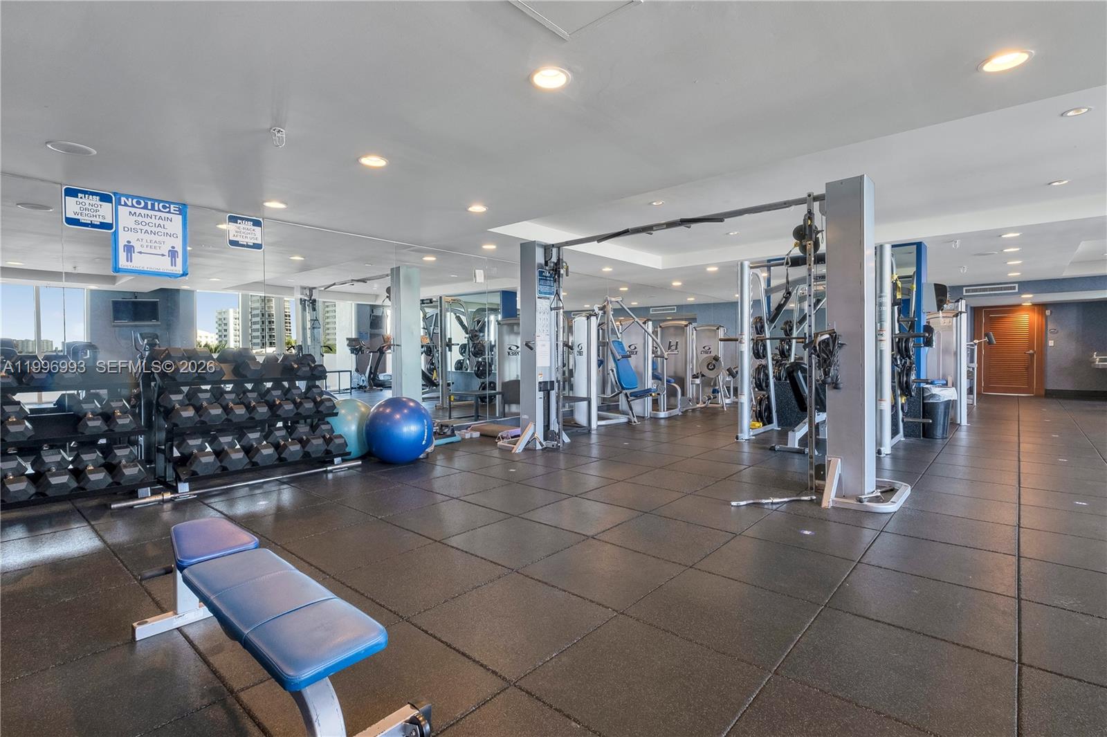 360 CONDO C - Residential