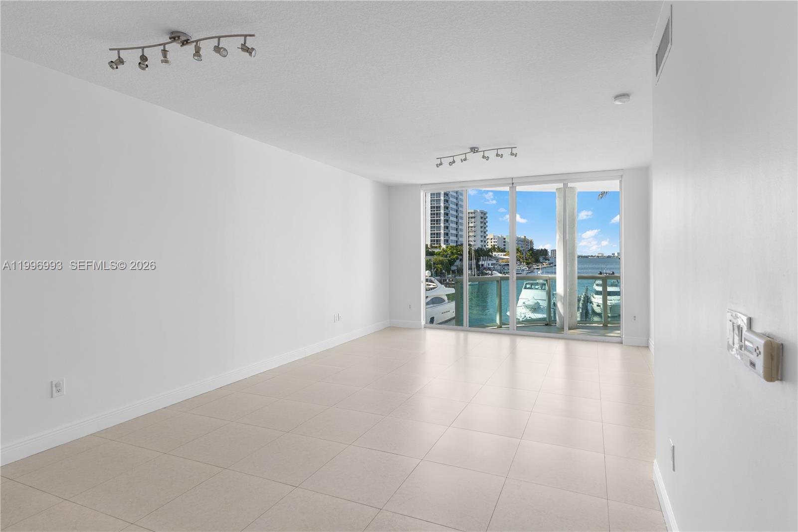 360 CONDO C - Residential