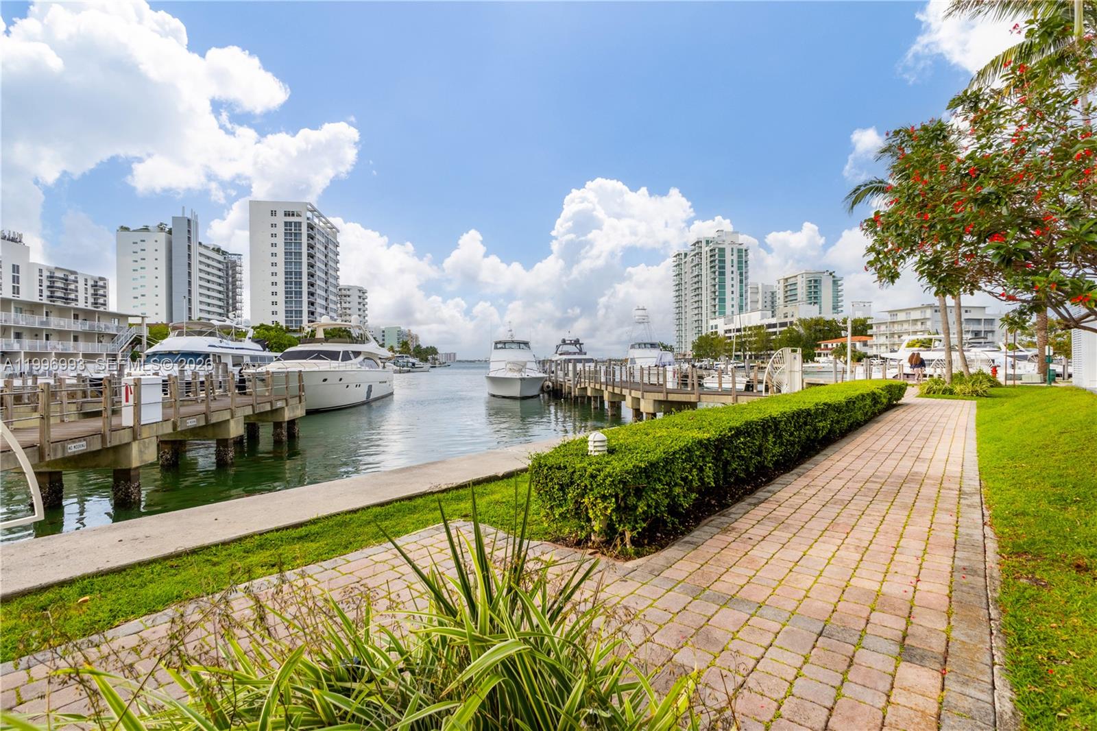 360 CONDO C - Residential