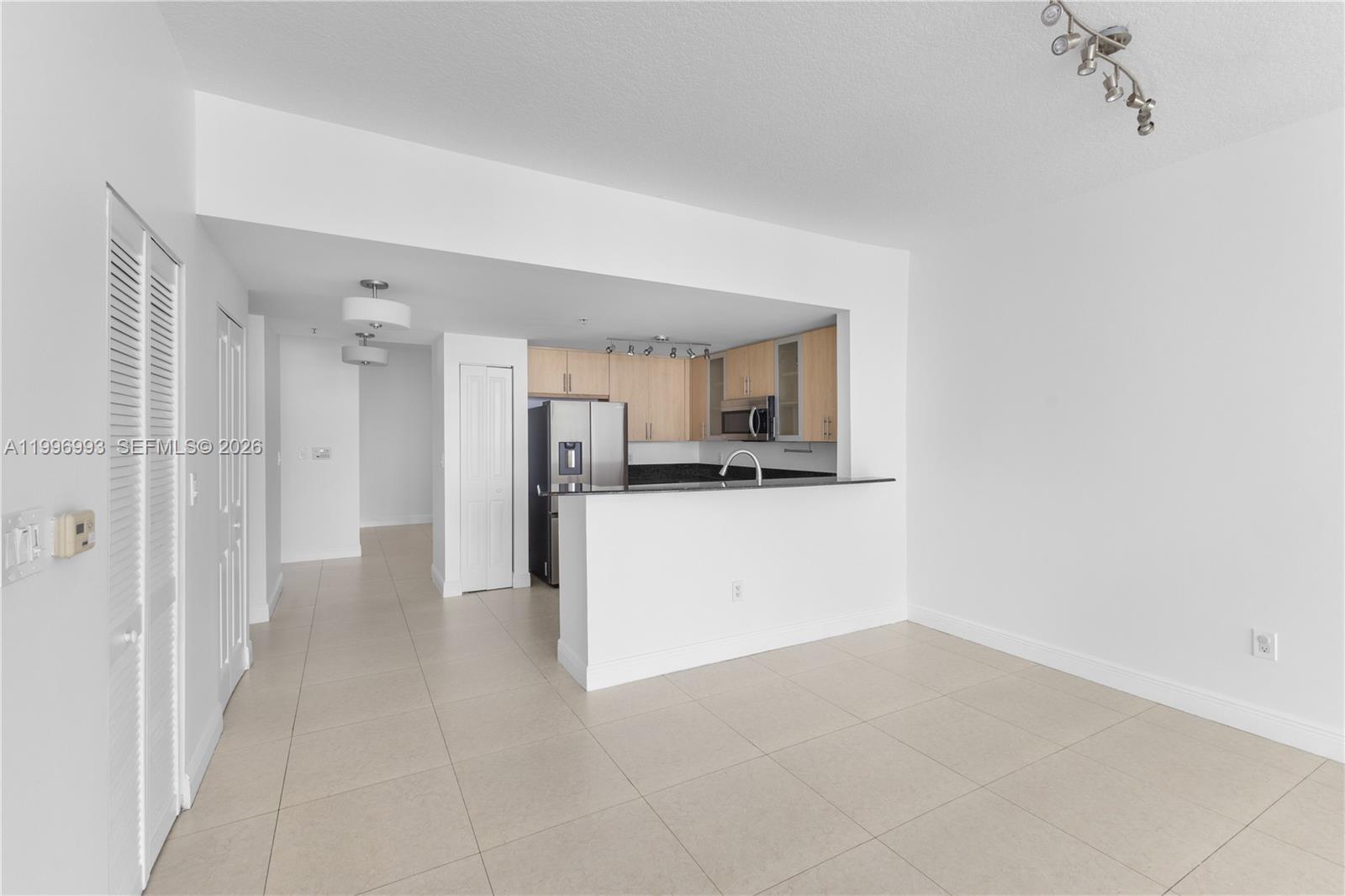 360 CONDO C - Residential