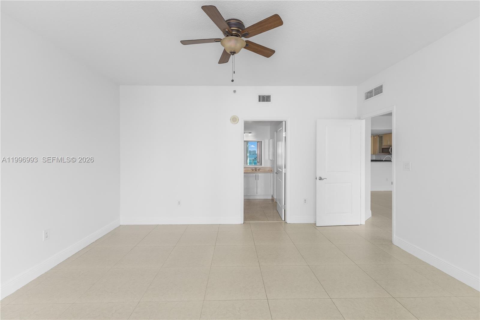 360 CONDO C - Residential