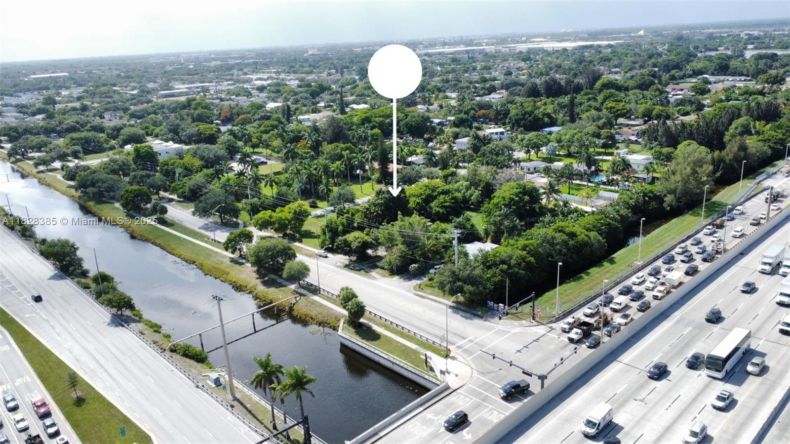 LAUDERDALE LITTLE RANCHES - Residential