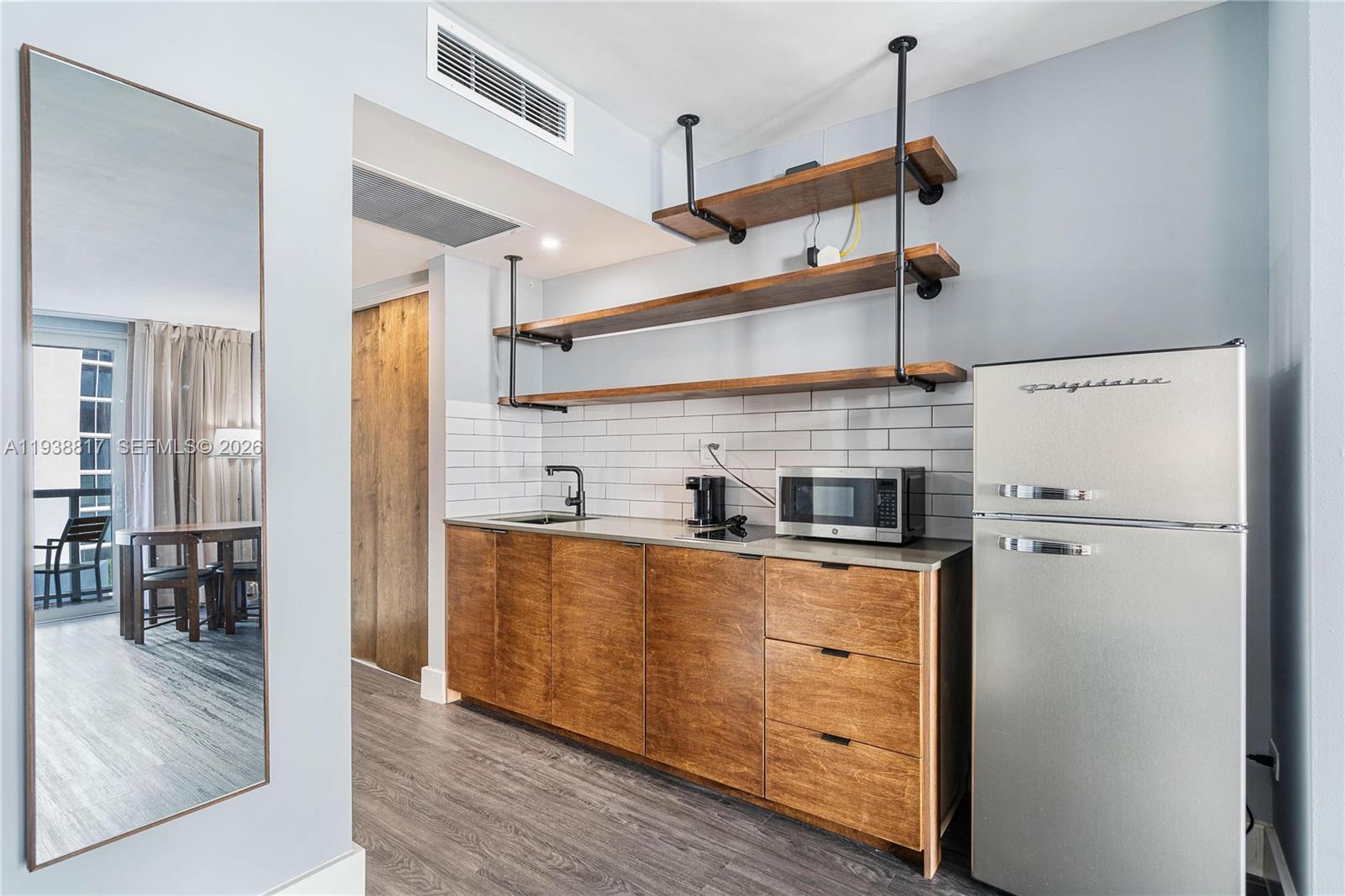 THE AVENTURA BEACH CLUB C - Residential