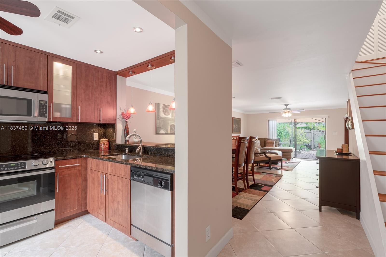 3024 S Oakland Forest Dr 3101