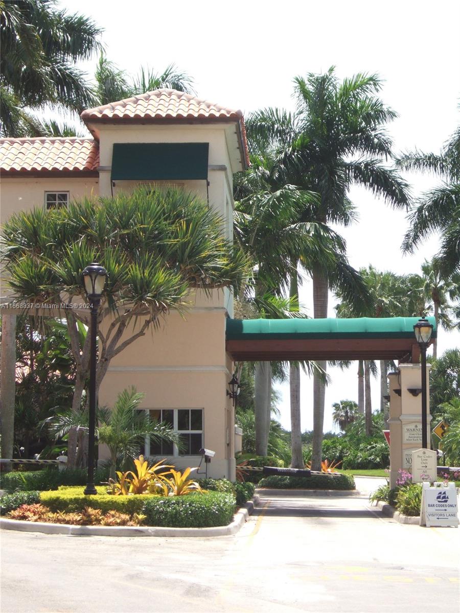 SIENA AT DEERING BAY COND - Residential