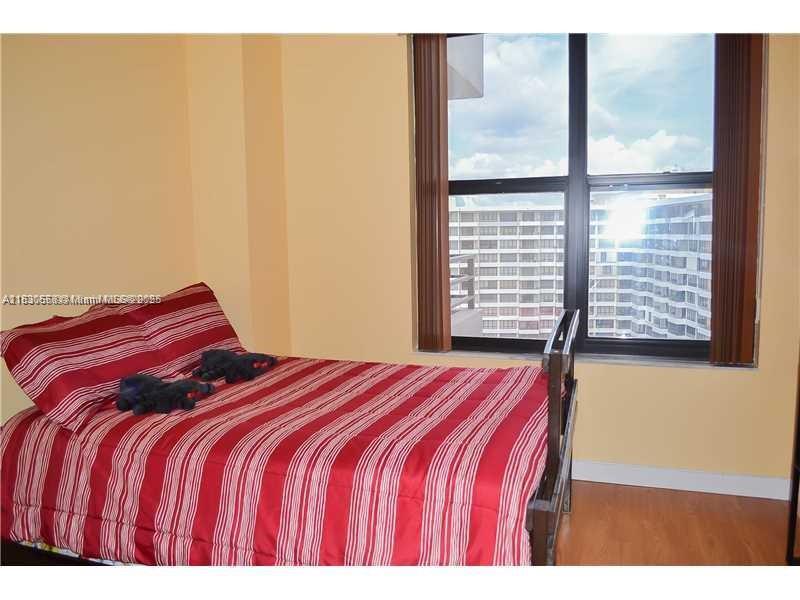 OLYMPUS CONDO - Residential Lease