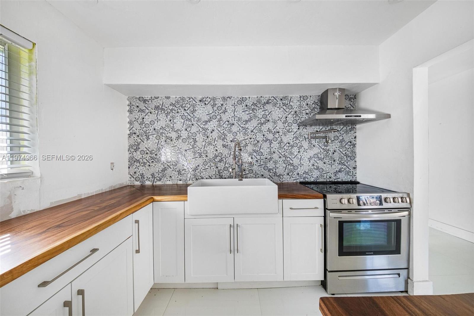 BAY VISTA PARK - Residential