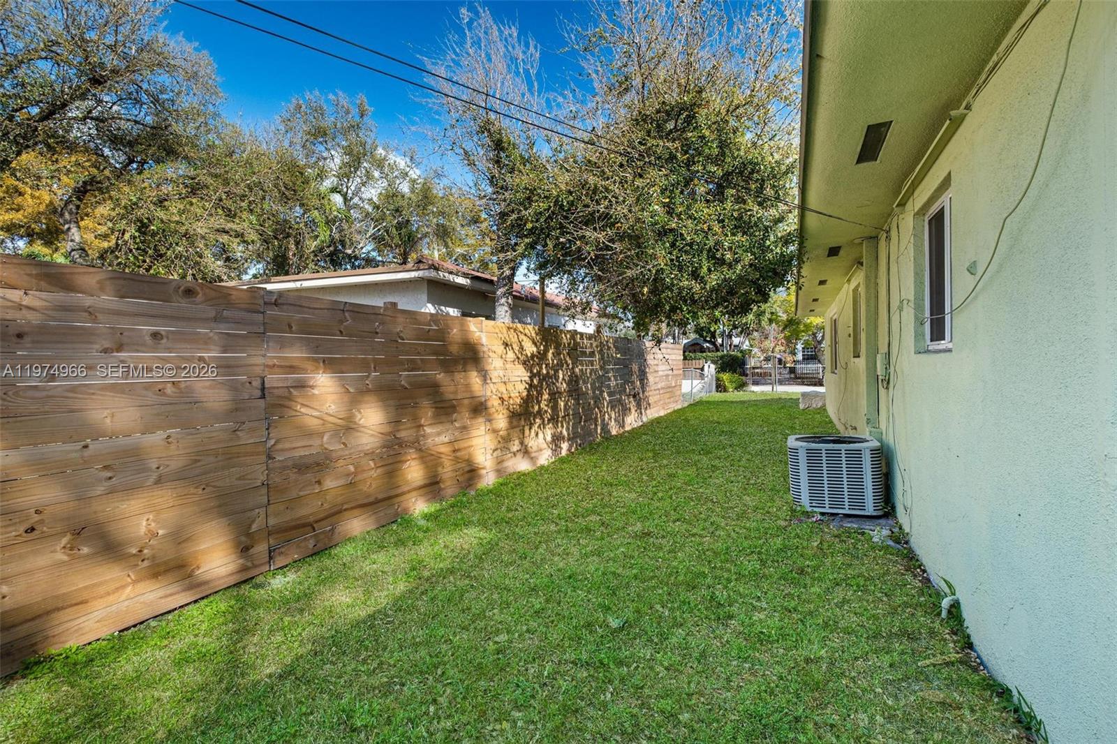 BAY VISTA PARK - Residential