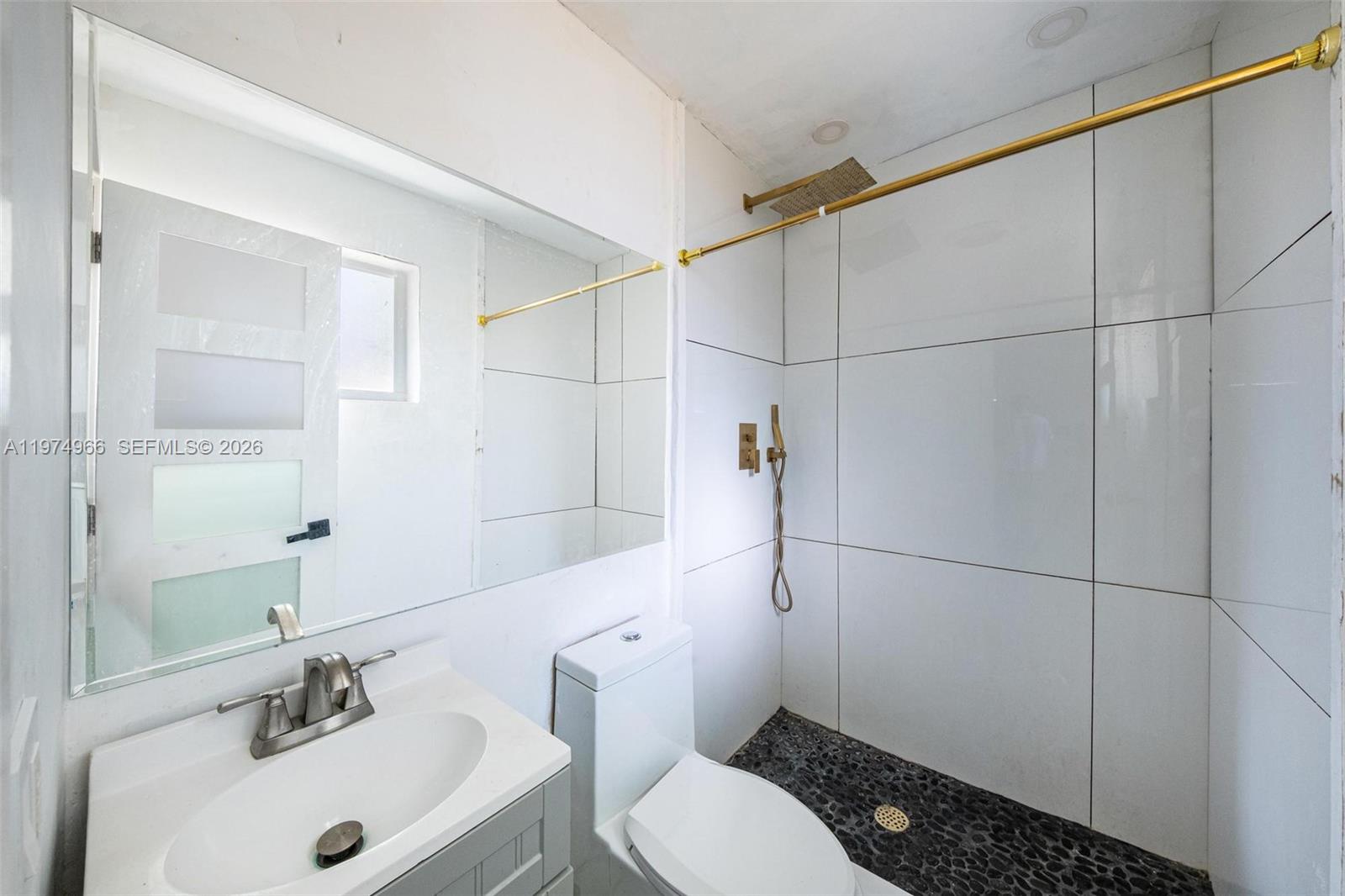 BAY VISTA PARK - Residential