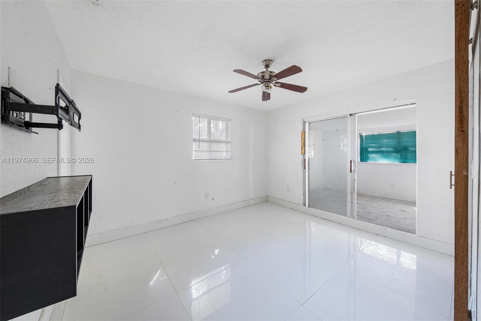 BAY VISTA PARK - Residential