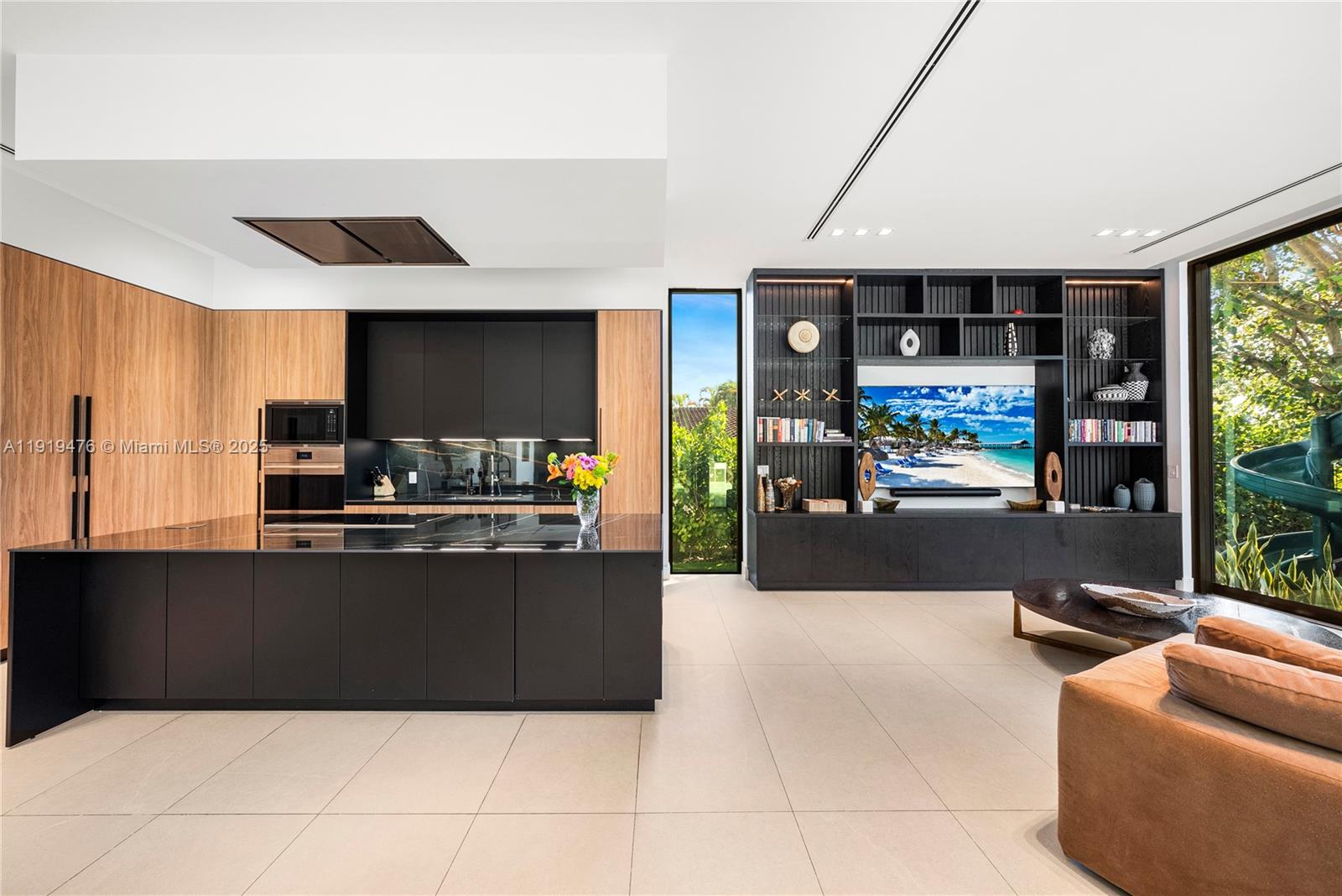 BAY LURE - Residential