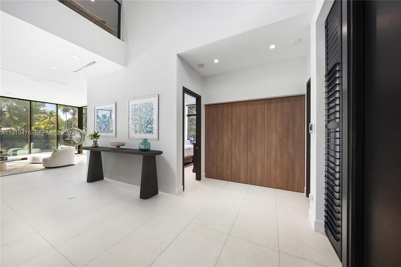 BAY LURE - Residential