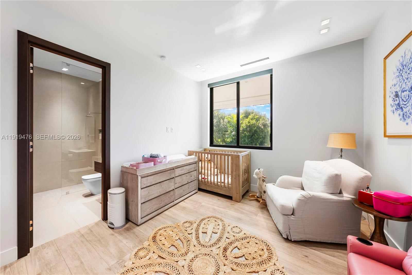 BAY LURE - Residential