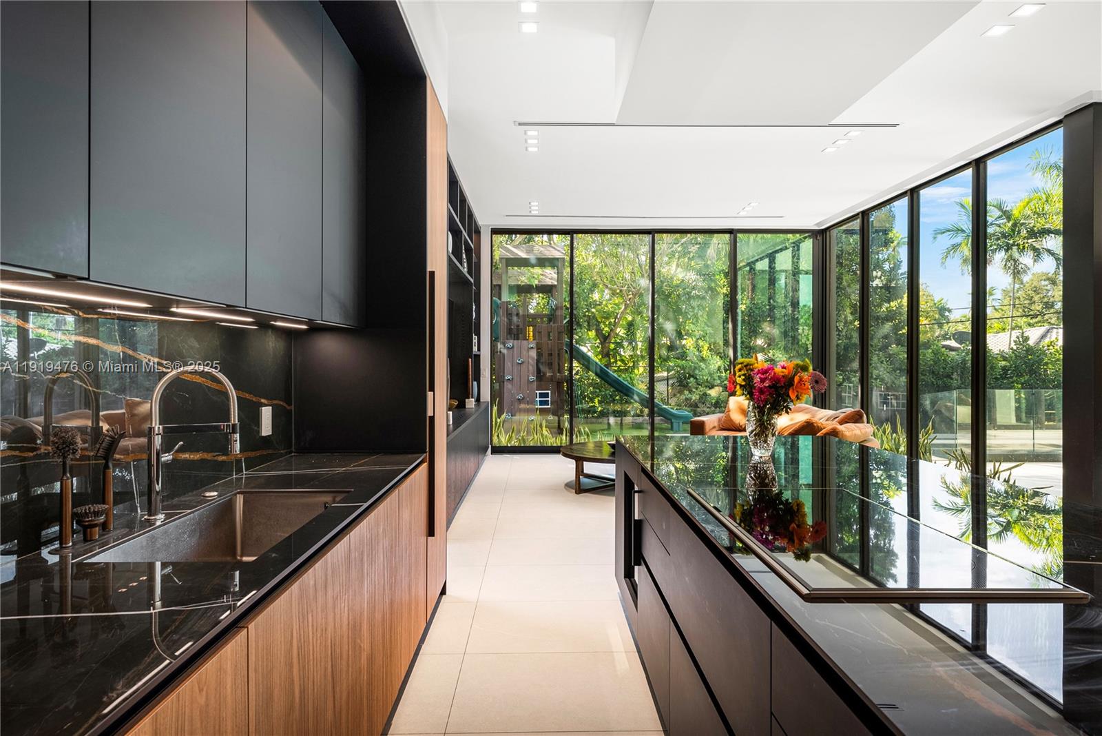 BAY LURE - Residential