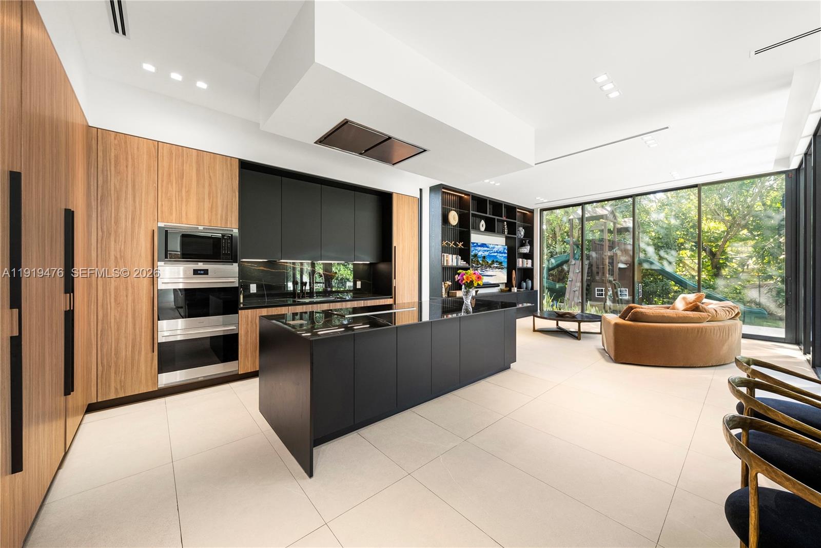 BAY LURE - Residential