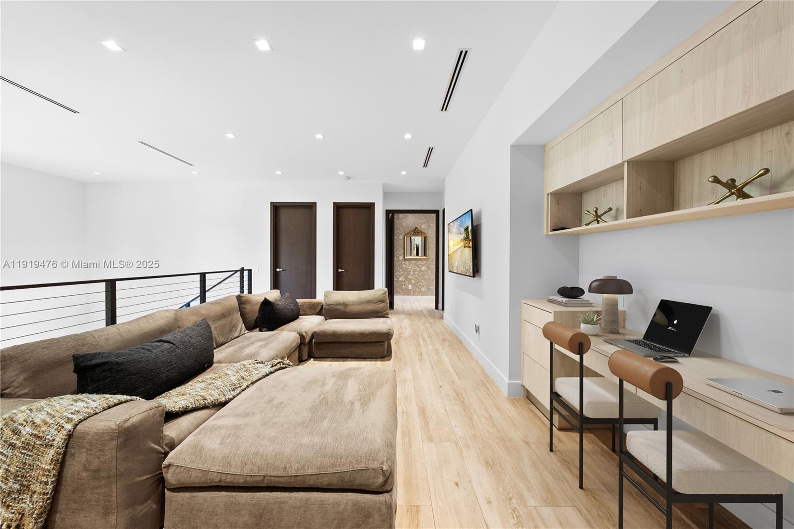 BAY LURE - Residential