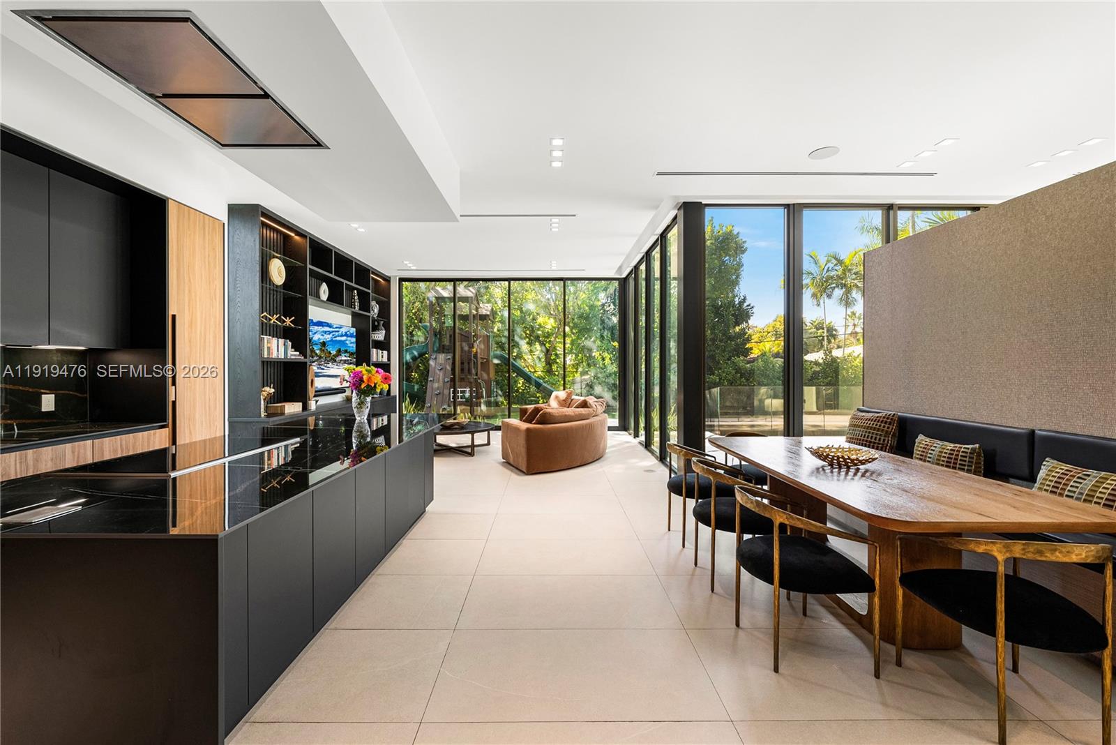 BAY LURE - Residential