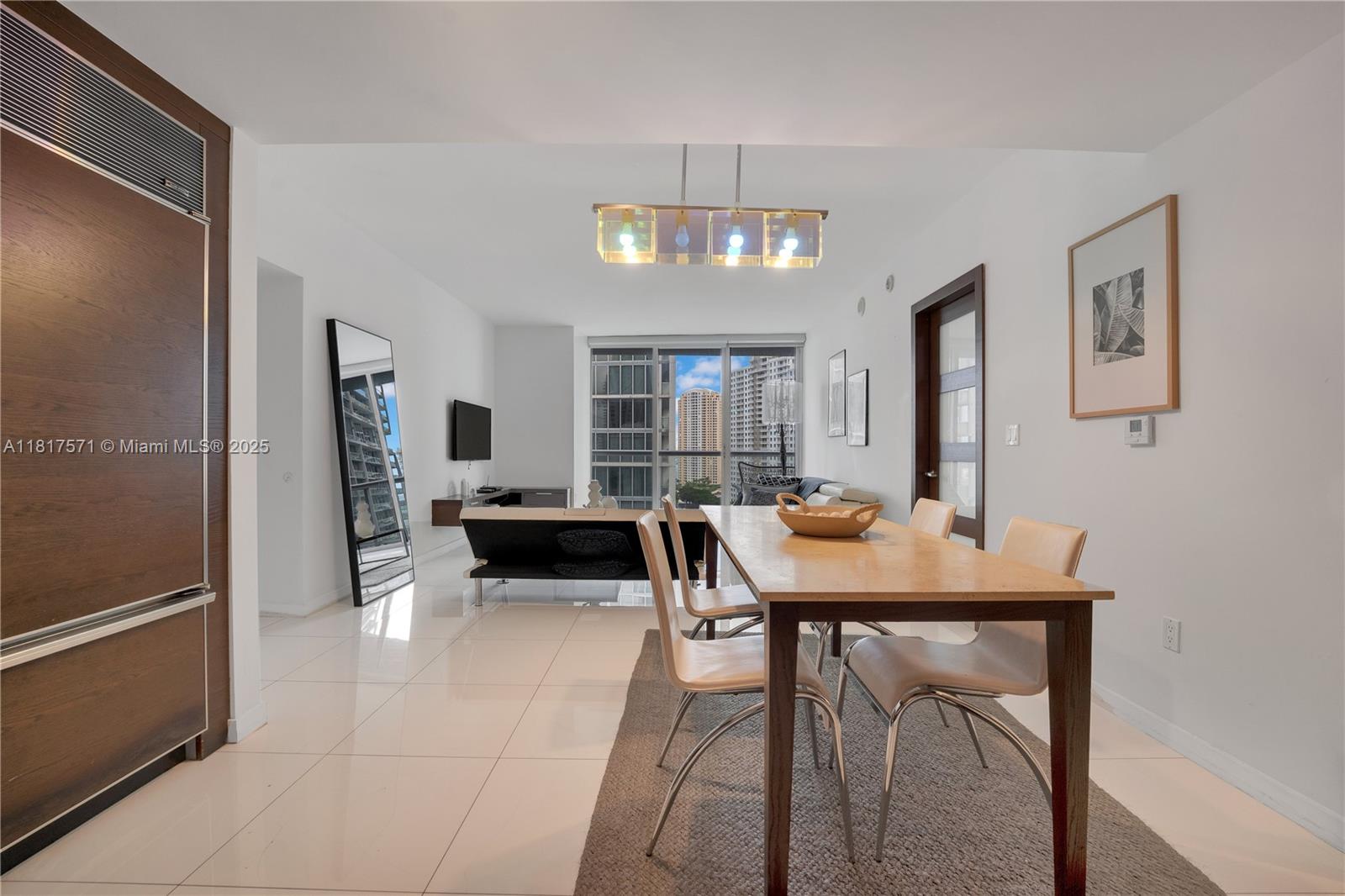 ICON BRICKELL CONDO NO 3 - Residential